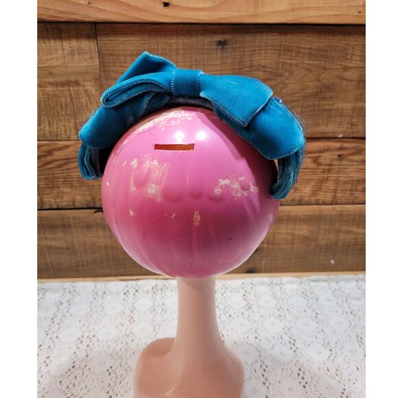 Vintage 1950's Blue Velvet Bows Netted Veil Fascinator Fashion Hat - Picture 4 of 9